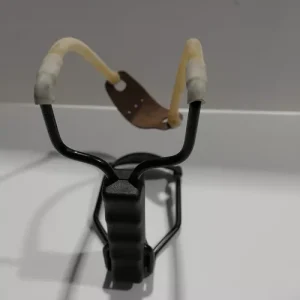 Lance pierre repose poignet