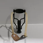 Lance pierre repose poignet