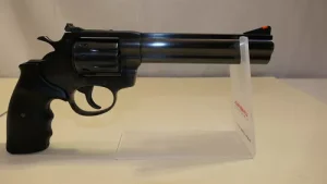 Revolver occasion alfa proj model 2261 cal 22lr 9 coups + plaquette en bois arme cat B