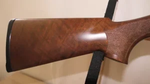 Fusil semi auto Benelli Montefeltro Ultralight cal 12/66cm arme cat C