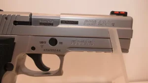 Pistolet sig Sauer p226 ldc tacops 1 seul chargeur cal 9x19 arme cat B