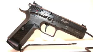 Pistolet occasion arma zeka az p1 super cal 9x19 2 chargeurs 19 coups arme de cat B