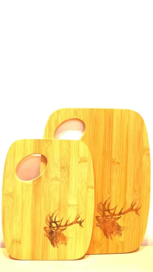 Set de 2 planches a decouper en bois motif cerf Lovergreen