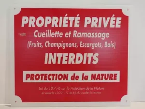 Panneau pvc propriete privee